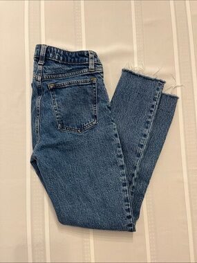 “The Skinny High Rise” A&F Jeans